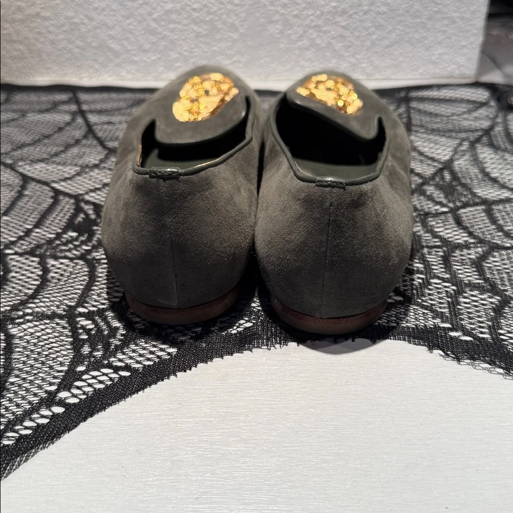 Alexander McQueen Olive Green Suede Loafers with Bronze Sequin Skull - Picture 6 of 10